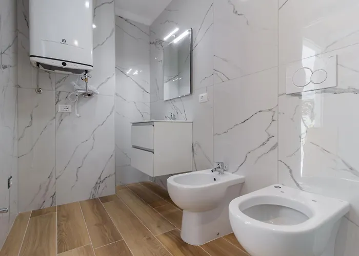 Modern Flat With Shared Pool ビビオーネ