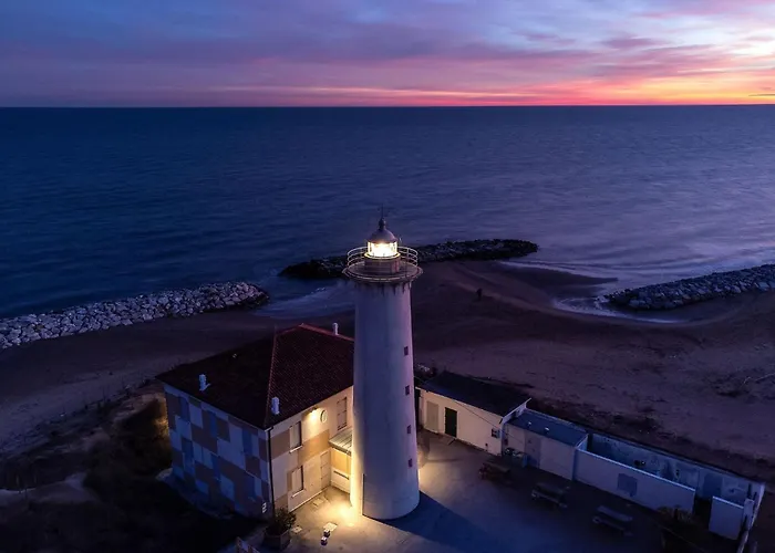 Apartament Modern Flat With Shared Pool *